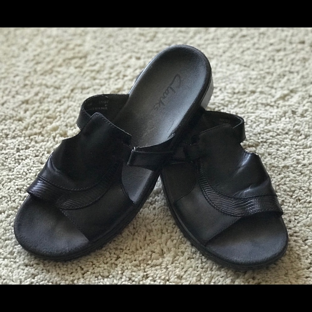 Clarks Open-Toed Mules
